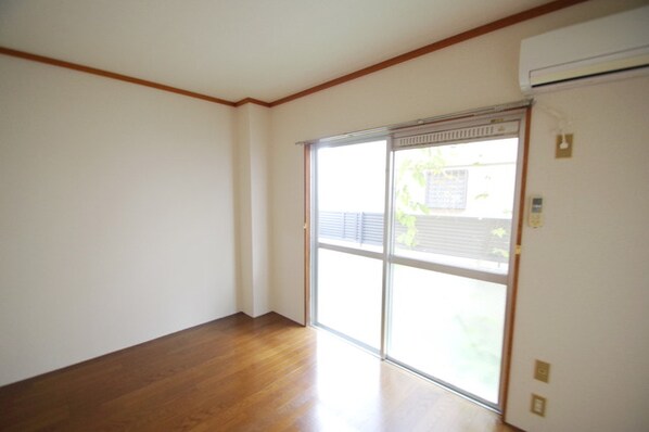 リエス伊勢原の物件内観写真